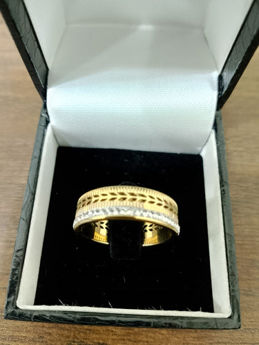 Stainless Steel Ring Gleaming in 14K Gold